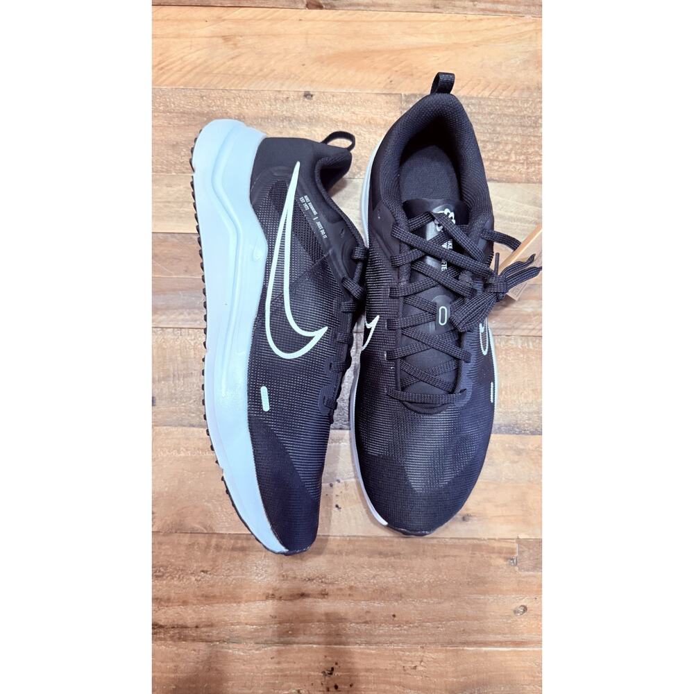Size 11.5 - Nike Downshifter 12 Black White